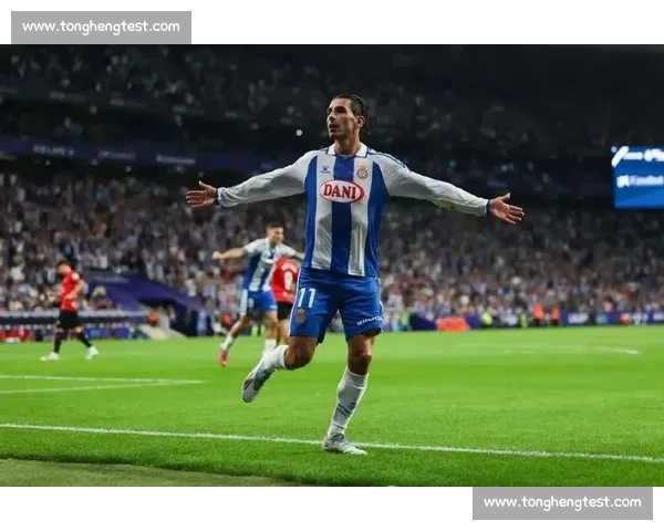 西班牙人续租罗伯托悬念升级!俱乐部坚信球员留队意愿成关键